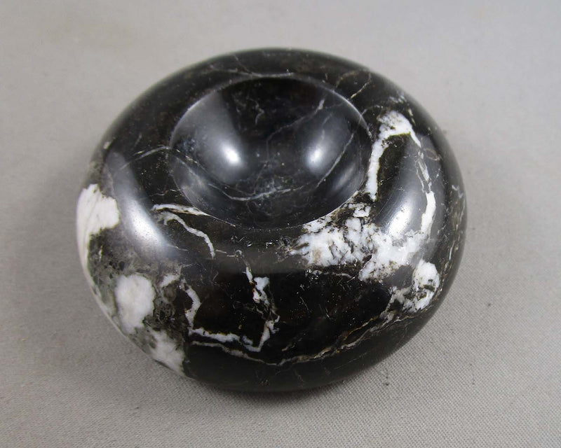 Black Marble Egg with Stand 1pc B008-2