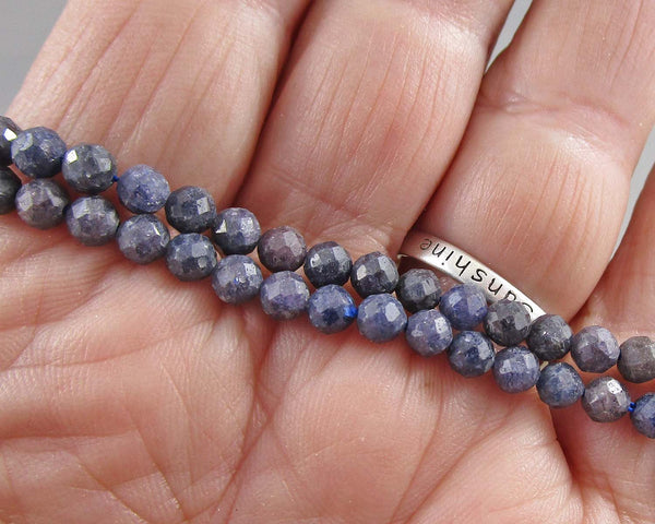 Sapphire Beads Faceted Round 4mm (C187)