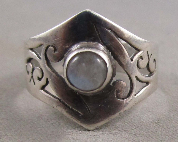 Rainbow Moonstone Ring Size 7.5 (925 Sterling Silver) Vintage B002-6