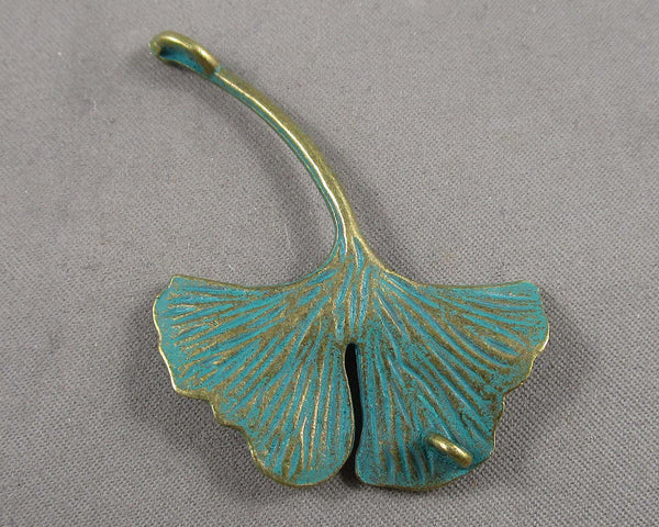 Green Patina Antique Bronze Leaf Pendant 1pc (6040)