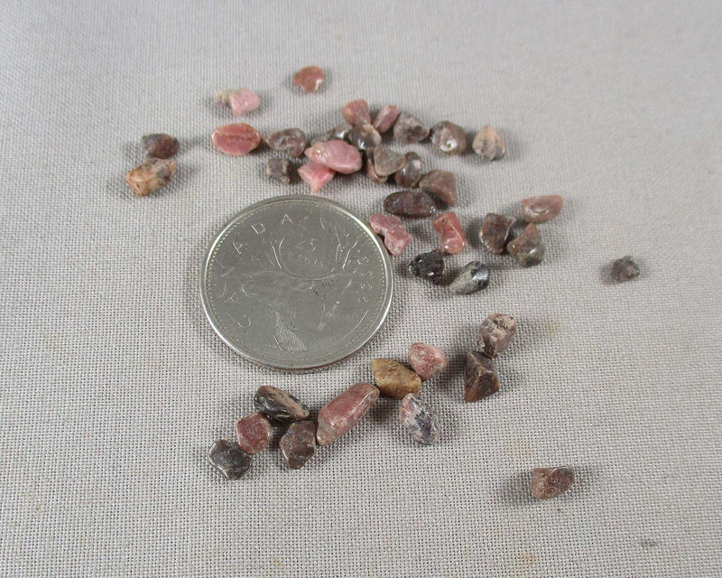 Rhodonite Stone Chips (Undrilled) 100 Gram (2183)