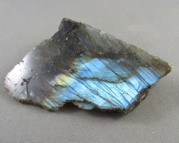 Flashy Labradorite Stone 1pc B036-1