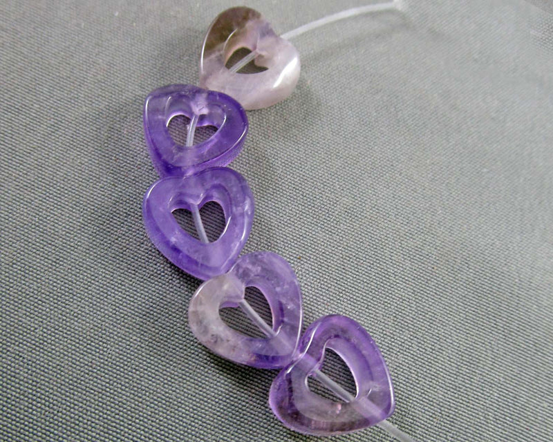 Amethyst Heart Beads 10mm E039