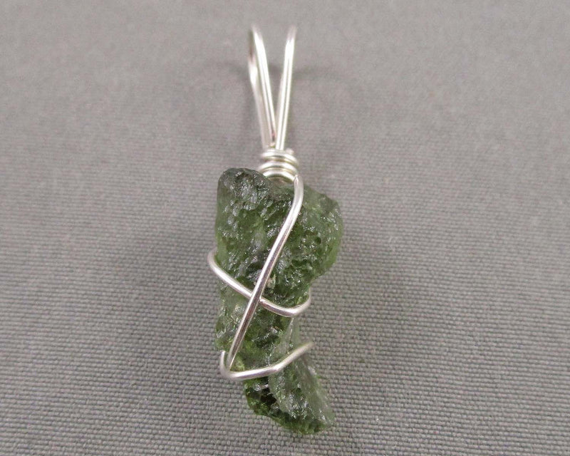 Moldavite Crystal Pendant (925 Sterling Silver) 1pc B042-2