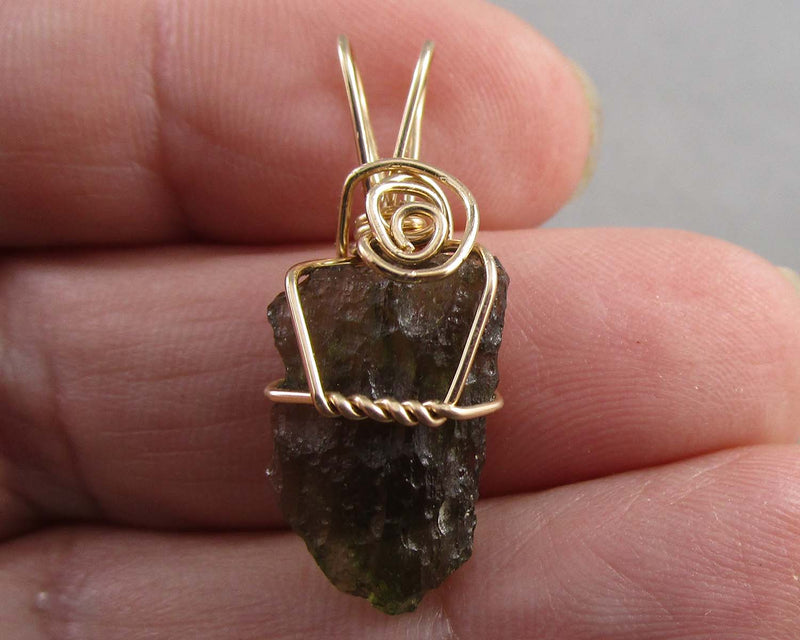 Moldavite Crystal Pendant (14K YGF) 1pc B042-3