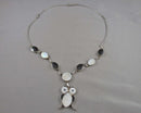 Mother of Pearl Owl Pendant Necklace (Vintage) H010-20