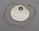 Mother of Pearl Gemstone Pendant Necklace Vintage H028-19