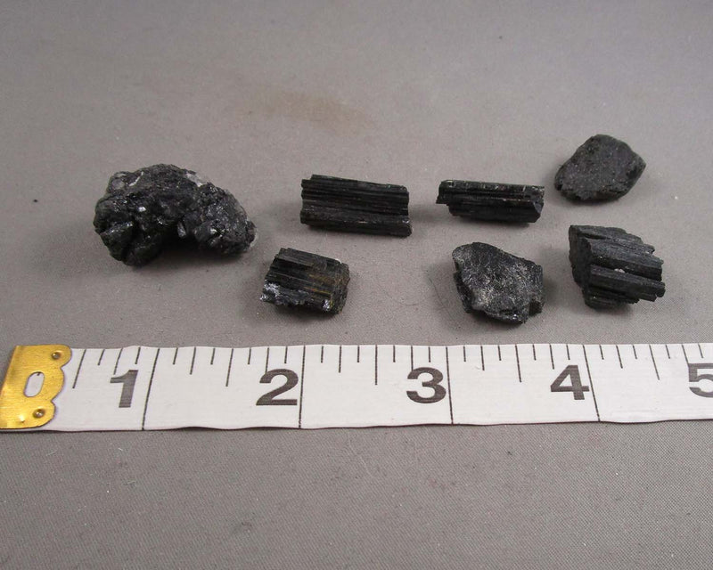 Black Tourmaline Crystals Raw 3pcs H020-1**