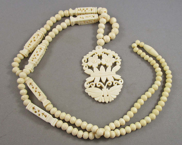 Carved Bone Flower Necklace 1pc B036-1 (Vintage)