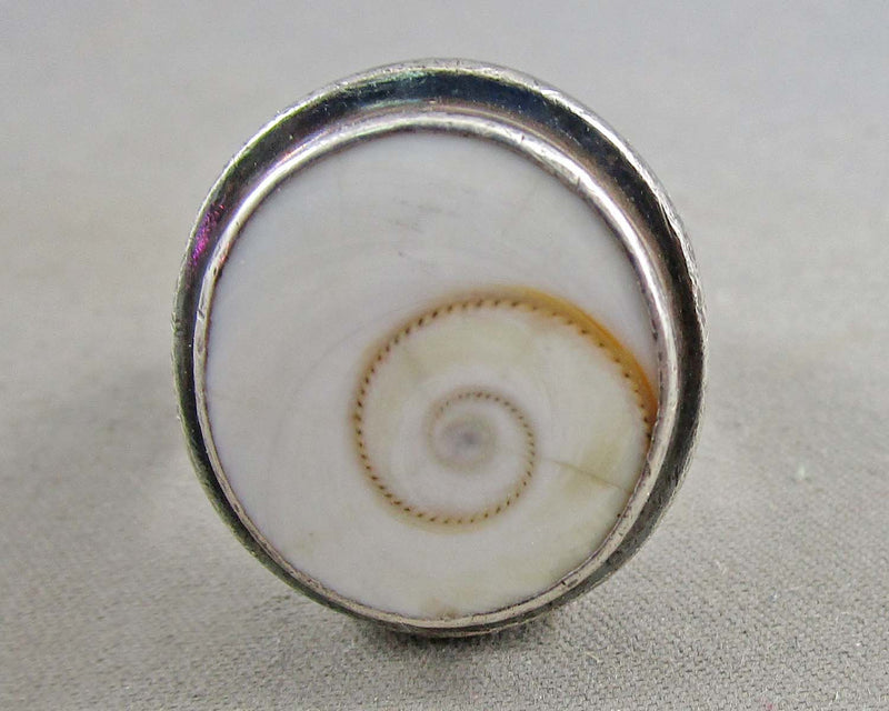 Cat's Eye Shell Ring Size 7.5 (925 Sterling Silver) B003-2 (Vintage)