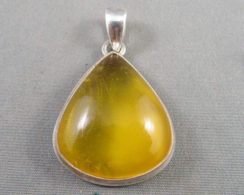 Amber Pendant Vintage 925 Sterling Silver B061-6