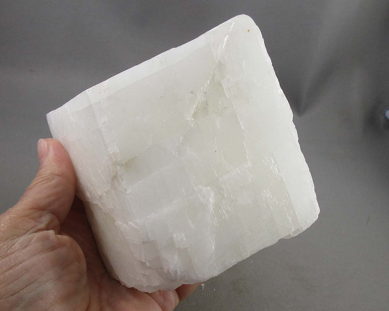 Extra Large White Calcite Cube 1pc B095-5