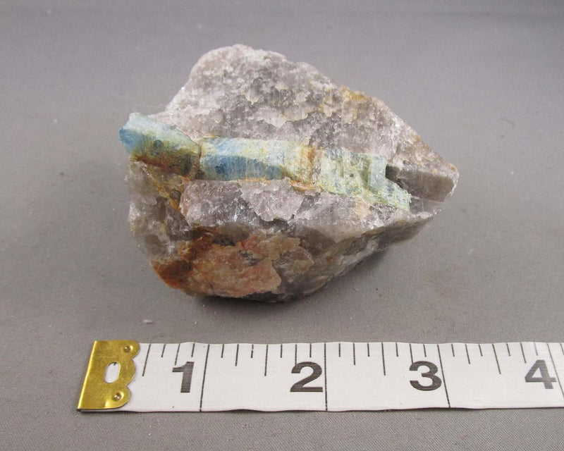 Aquamarine in Quartz Crystal 1pc B084-2