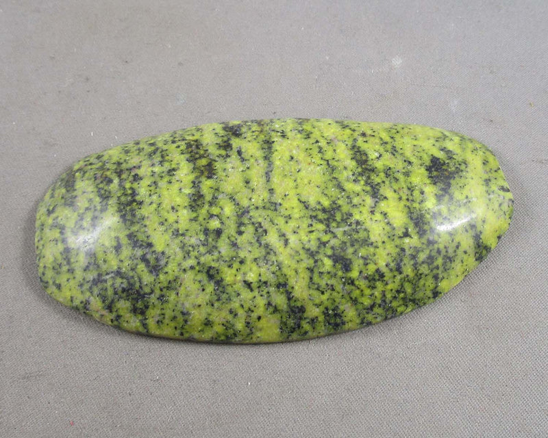 Serpentine Polished Stone 1pc B043-4