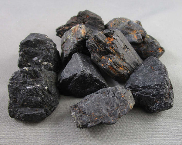 Black Tourmaline Crystal Medium Raw 1pc Z003