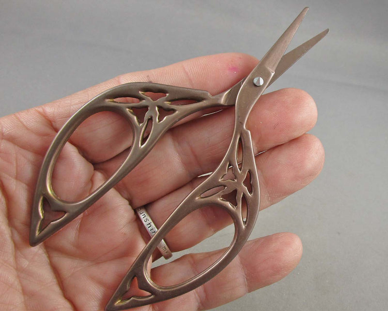 Brown Leaf Shaped Scissors 10.5x5cm (C252)