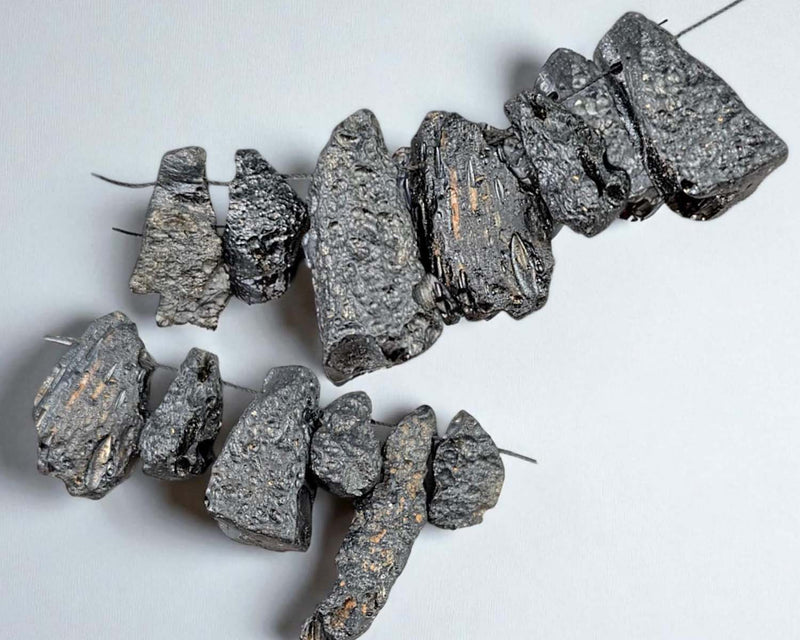 Tektite Space Stone Beads 3.5" Strand C505