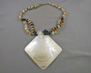 Shell Pendant Necklace (Vintage) B011-7