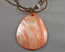Shell Pendant Necklace (Vintage) H067-10