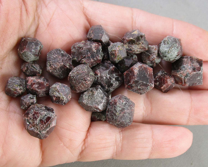 Red Garnet Crystals Raw 3pc Z064