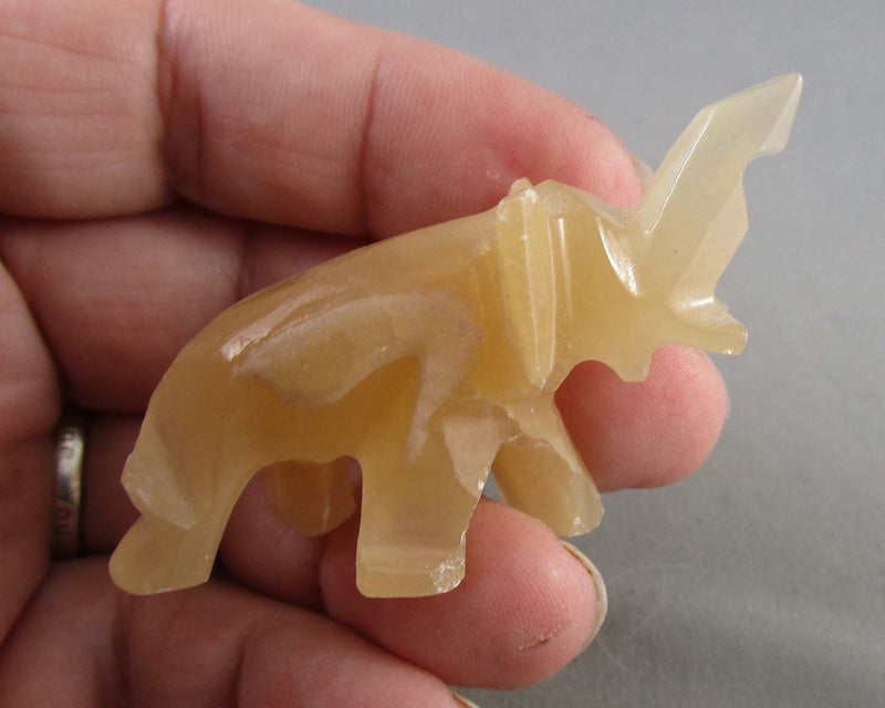 Mini Onyx Stone Elephant B117-2