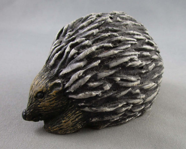 Hedgehog Resin Statue 1pc Vintage B117-4