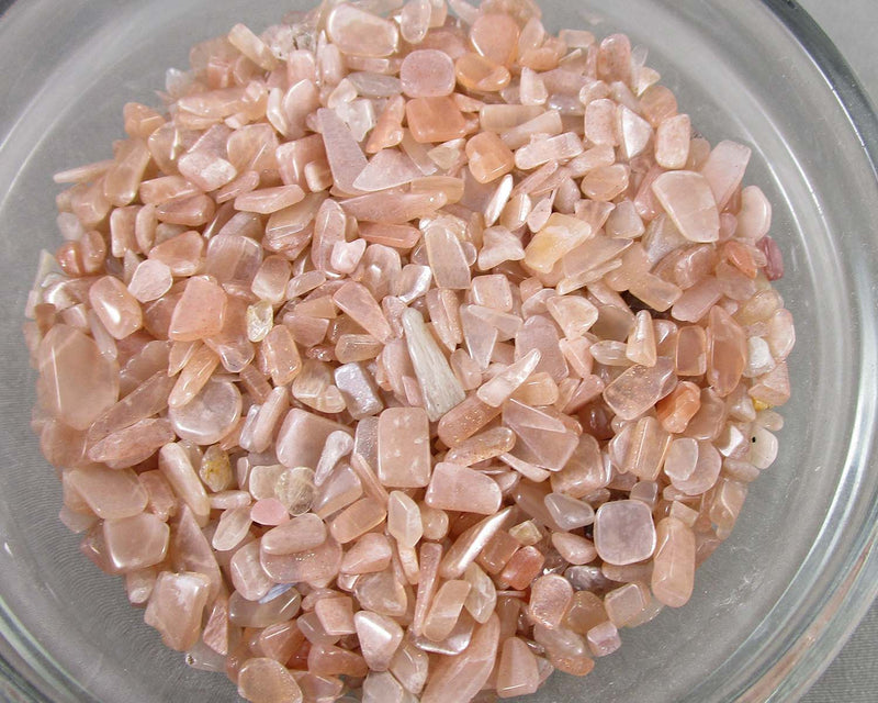 Peach Moonstone Chips 100g (Undrilled) (G076)