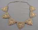 Beautiful Gold Tone Statement Necklace Vintage H044-10