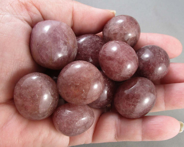 Strawberry Quartz Polished Stone 1pc J015