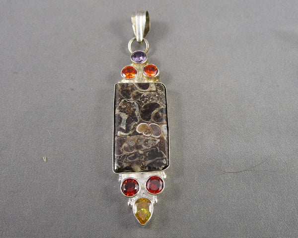 Turitella Agate Pendant (Vintage) H037-7