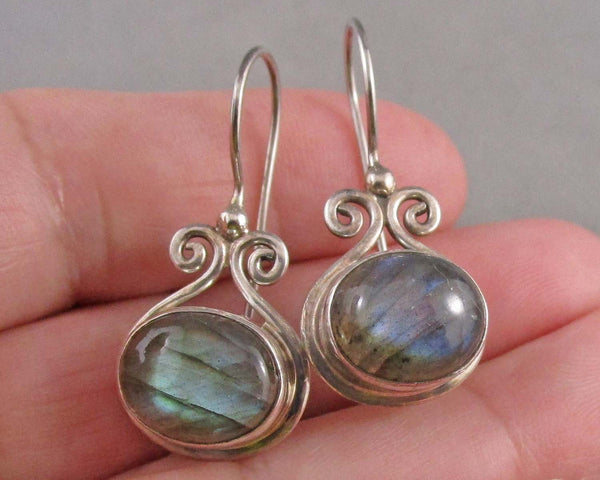Beautiful Labradorite Earrings in Sterling Silver H037-12