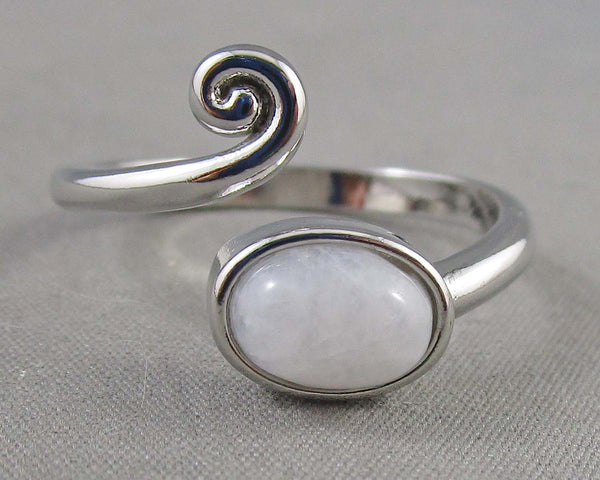 Rainbow Moonstone Gemstone Ring (Platinum Plated) Z081