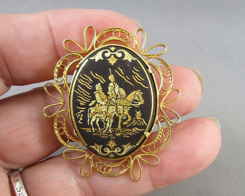 Damasquinado De Toledo Brooch Oro 24KTS Incrustado B104-4