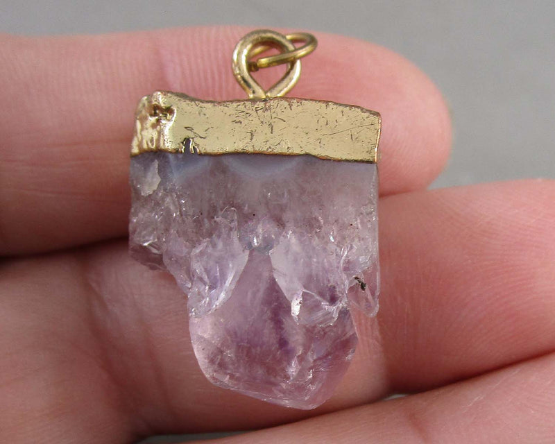 Amethyst Gemstone Pendant (Vintage) B002-4