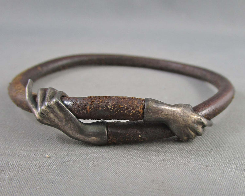 Silver Hands Leather Bracelet (Vintage) B013-3