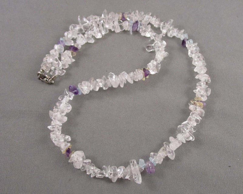Clear Quartz & Amethyst Chip Necklace H058-5 (Vintage)