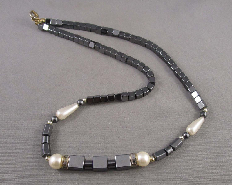 Hematite Necklace Vintage H058-6