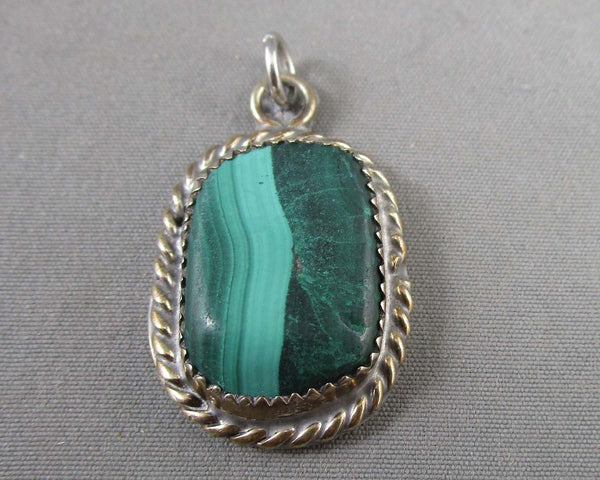 Malachite Pendant (Vintage) H058-16