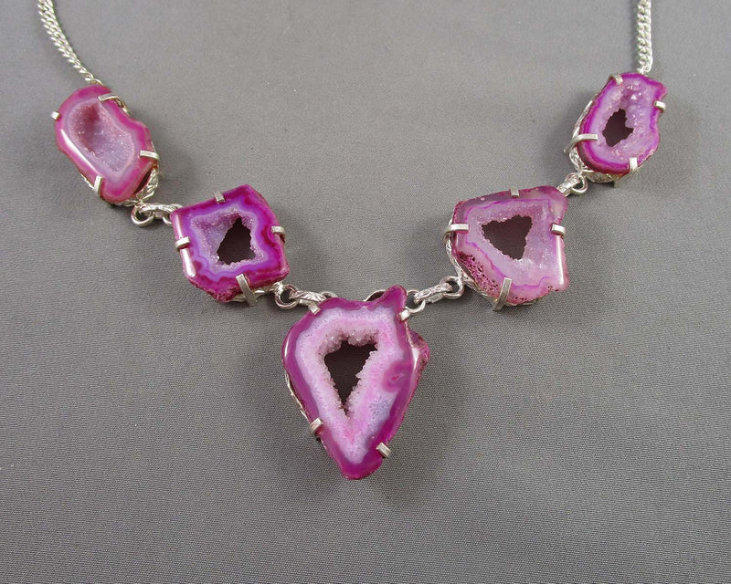 Pink Agate Geode Necklace Vintage H065-7