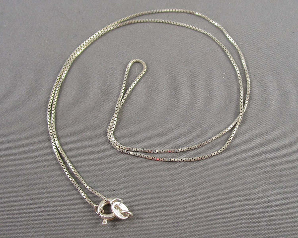 0.6mm Box Chain Sterling Silver 925 (Vintage) H065-17