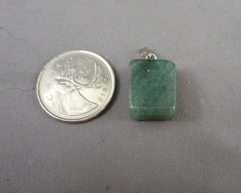 Aventurine Gemstone Pendant (Vintage) H066-5