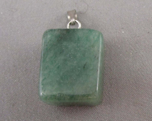 Aventurine Gemstone Pendant (Vintage) H066-5