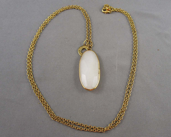 Quartz Crystal Necklace H066-16 (Vintage)