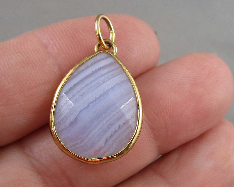 Blue Lace Agate Gemstone Pendant Vintage H066-17