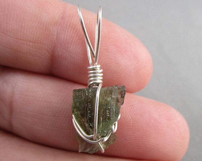 Moldavite Crystal Pendant (925 Sterling Silver) 1pc B103-6