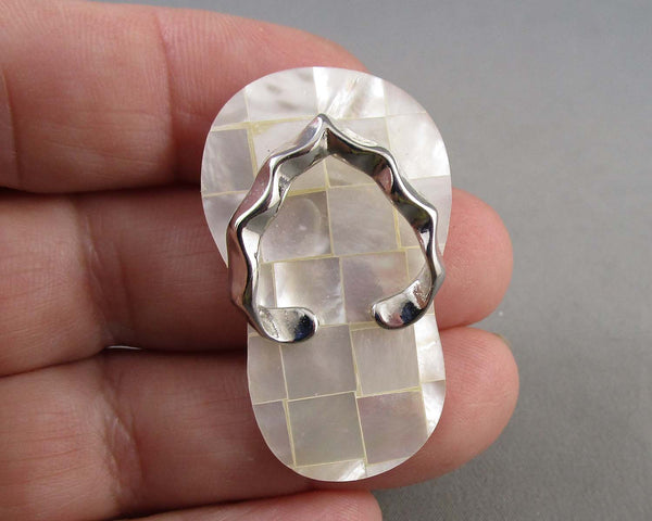 Flip Flop  Pendant H068-17