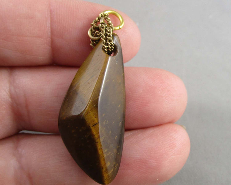 Tiger Eye Gemstone Pendant H076-13