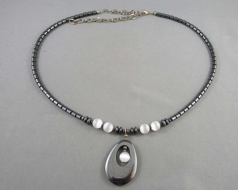 Hematite Necklace Vintage H078-11