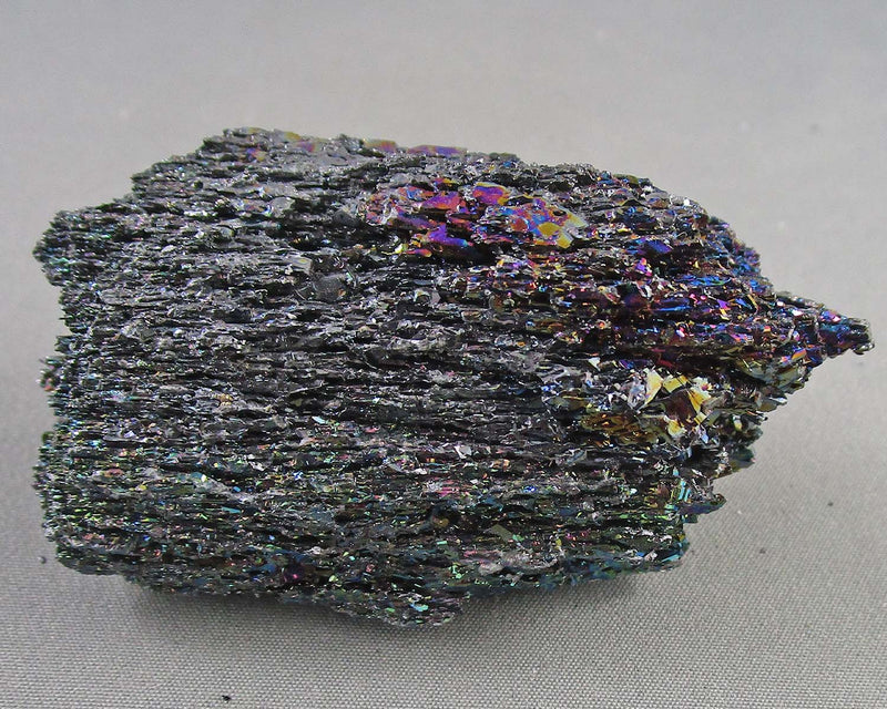 Rainbow Carborundum (Silicon Carbide) 1pc B123-5