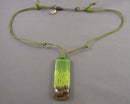 Pretty Glass Pendant Necklace (Vintage) H095-17